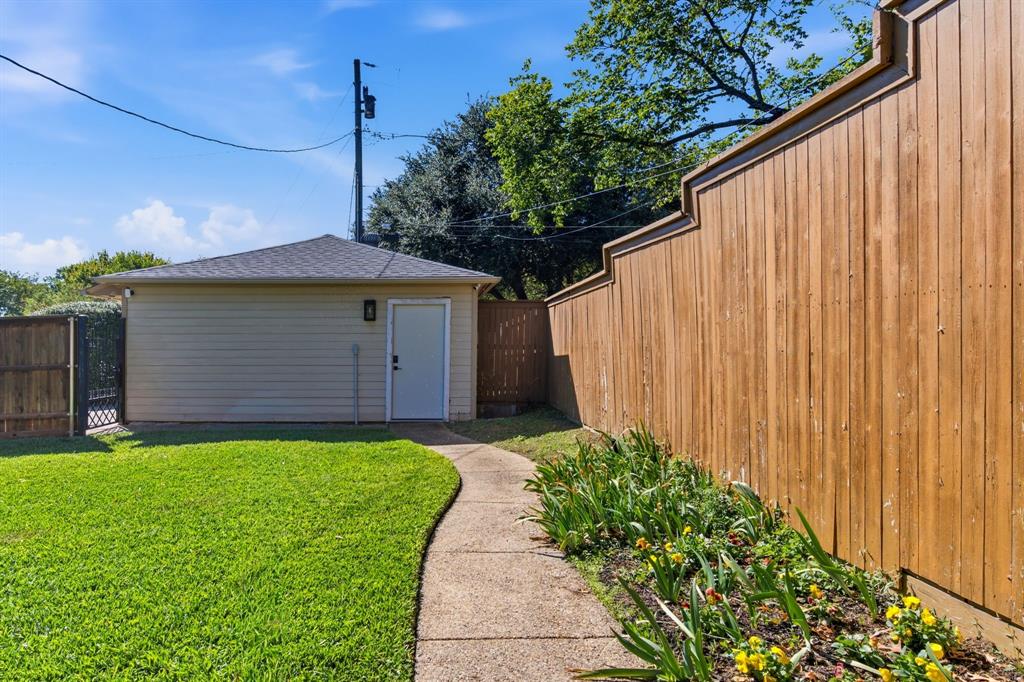 2223 Loving Avenue, Dallas, TX 75214