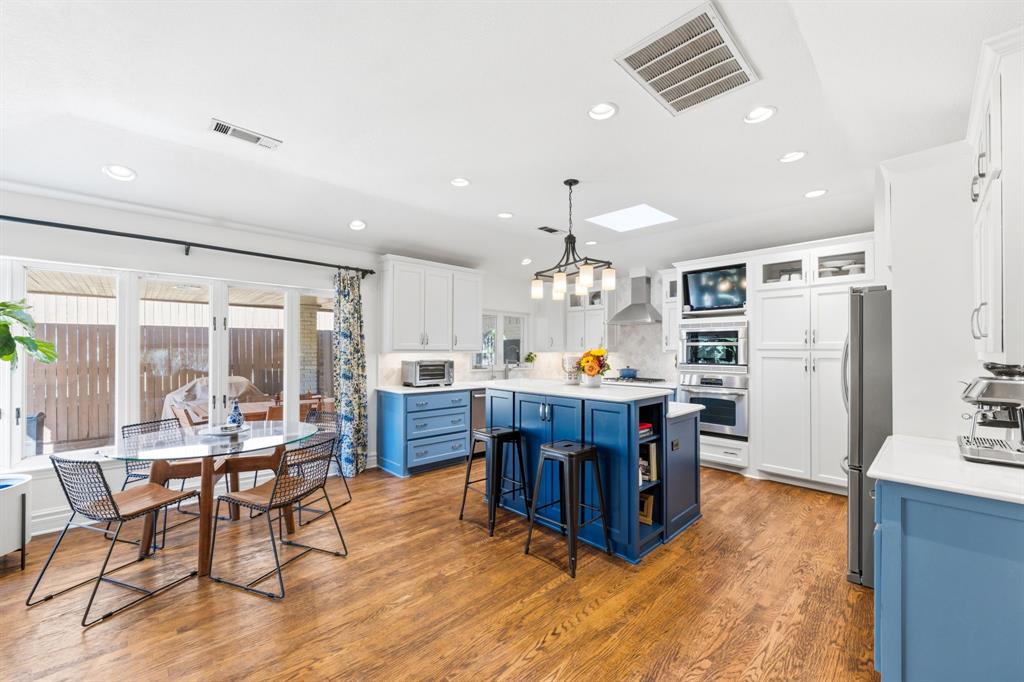 2223 Loving Avenue, Dallas, TX 75214