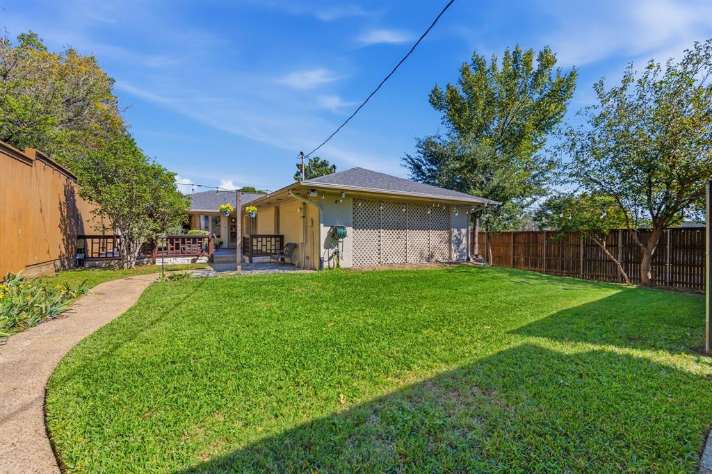 2223 Loving Avenue, Dallas, TX 75214