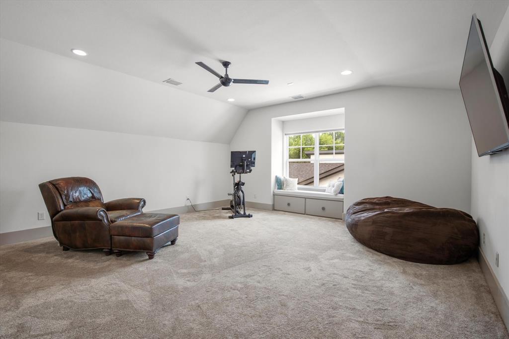 2627 Mount View Drive, Farmers Branch, TX 75234