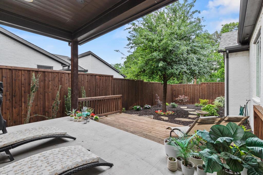 2627 Mount View Drive, Farmers Branch, TX 75234