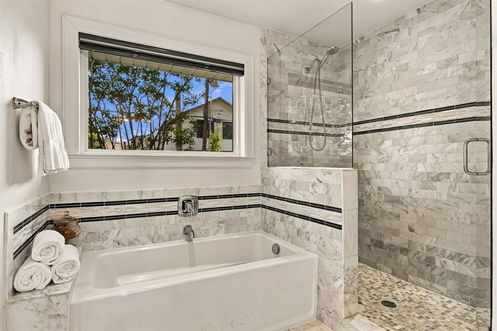 6828 Santa Maria Lane, Dallas, TX 75214