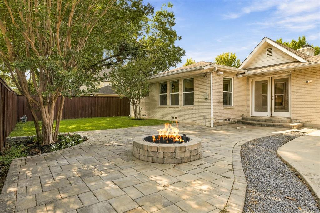 6828 Santa Maria Lane, Dallas, TX 75214