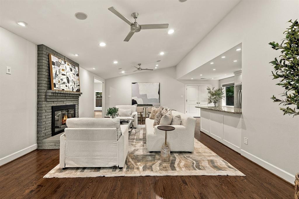 6828 Santa Maria Lane, Dallas, TX 75214