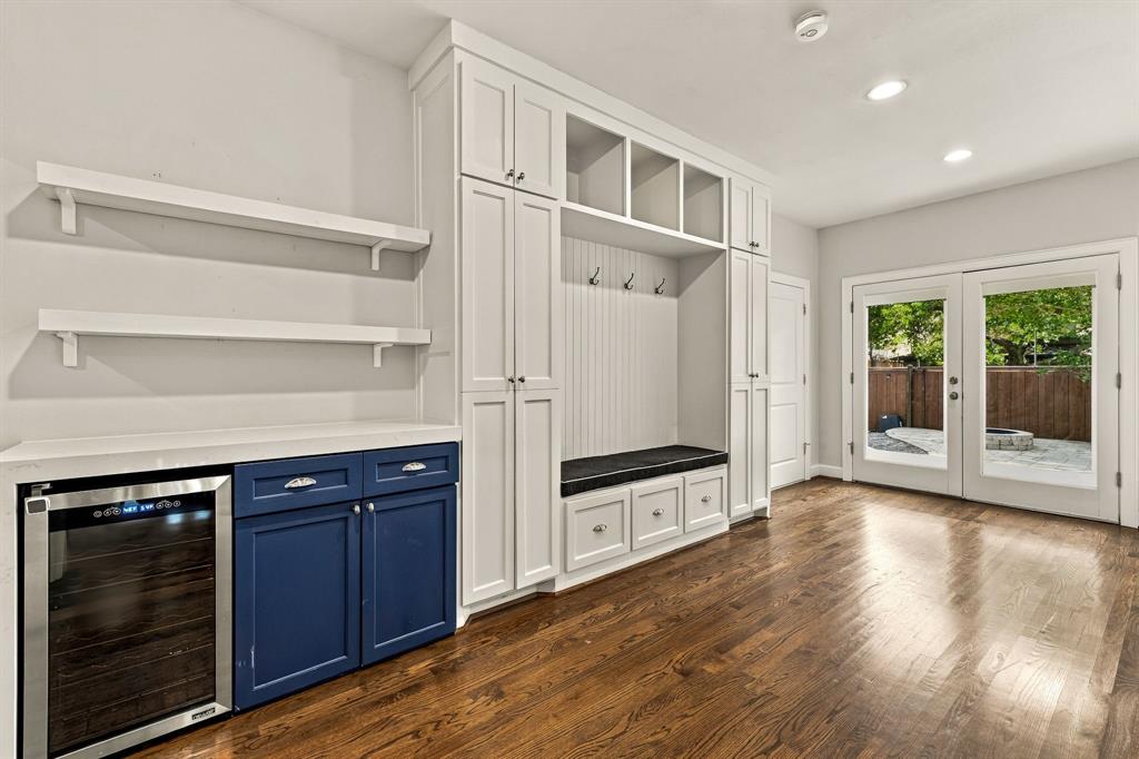 6828 Santa Maria Lane, Dallas, TX 75214