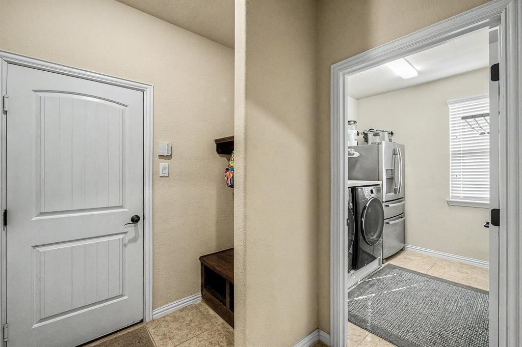 9939 Amberwoods Lane, Frisco, TX 75035