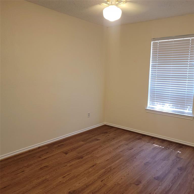 615 Arleta Lane, Ennis, TX 75119