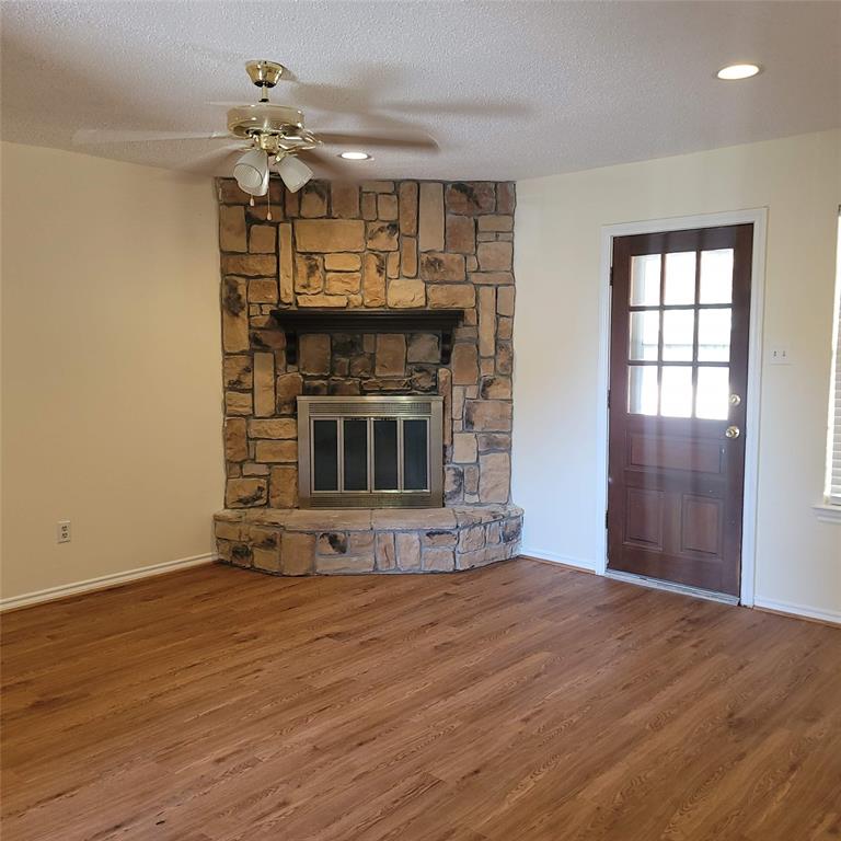 615 Arleta Lane, Ennis, TX 75119 615 Arleta Lane, Ennis, TX 75119