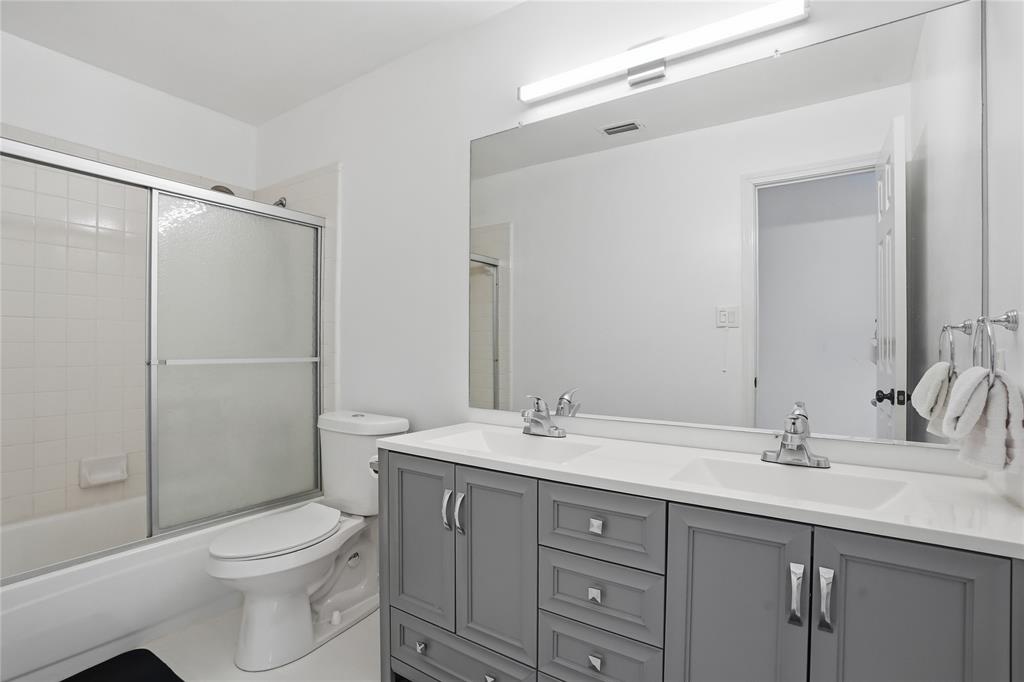 1415 Sutton Drive, Carrollton, TX 75006