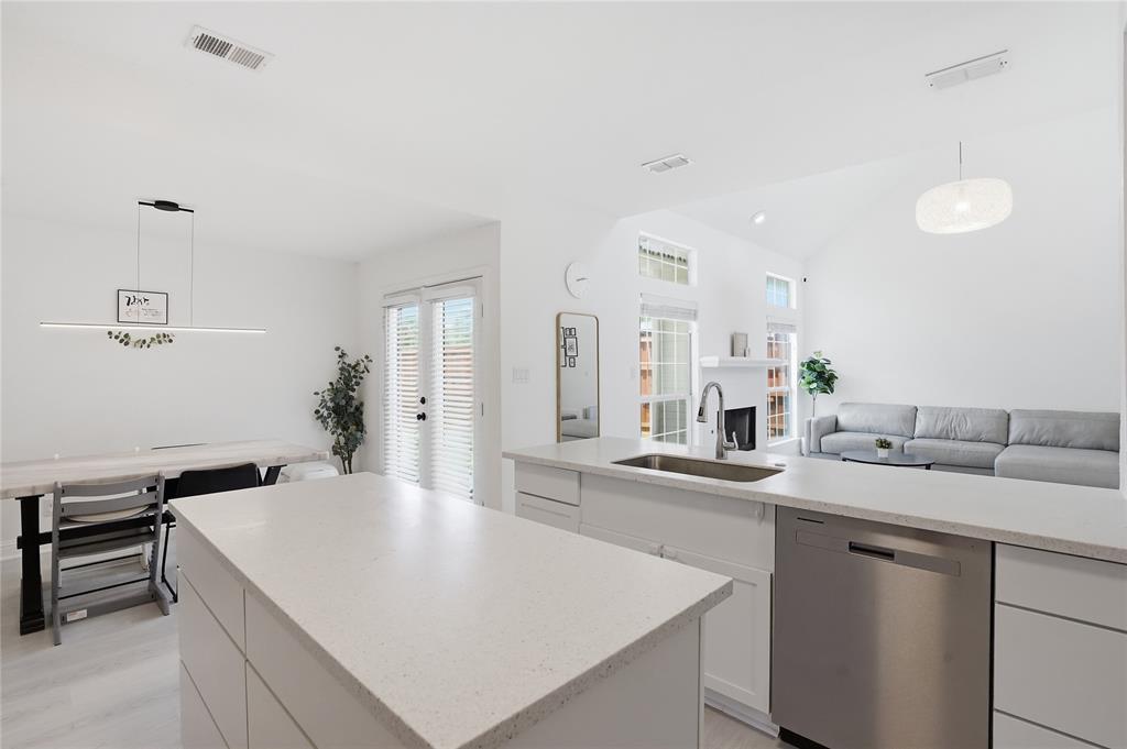 1415 Sutton Drive, Carrollton, TX 75006