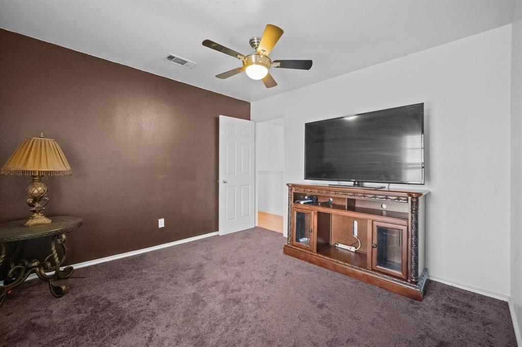 717 Eldorado Drive, DeSoto, TX 75115