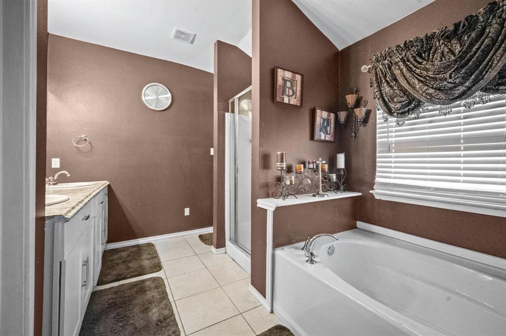 717 Eldorado Drive, DeSoto, TX 75115
