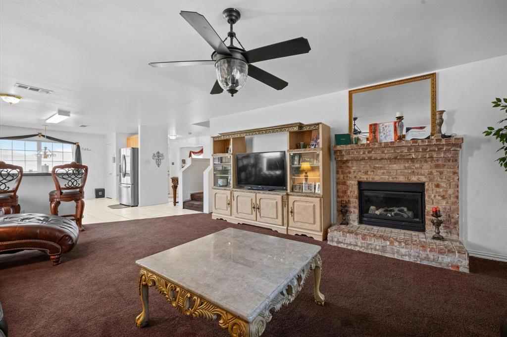 717 Eldorado Drive, DeSoto, TX 75115