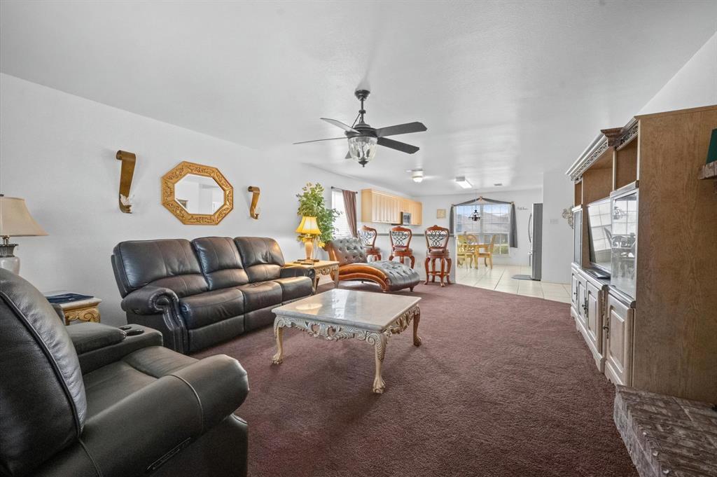 717 Eldorado Drive, DeSoto, TX 75115