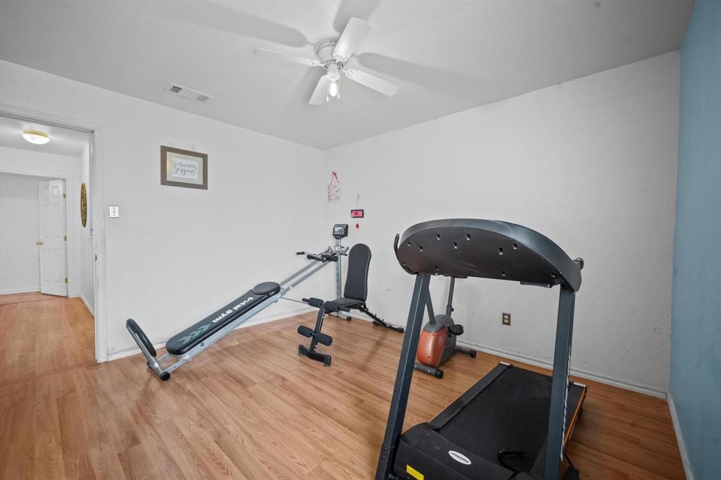 717 Eldorado Drive, DeSoto, TX 75115