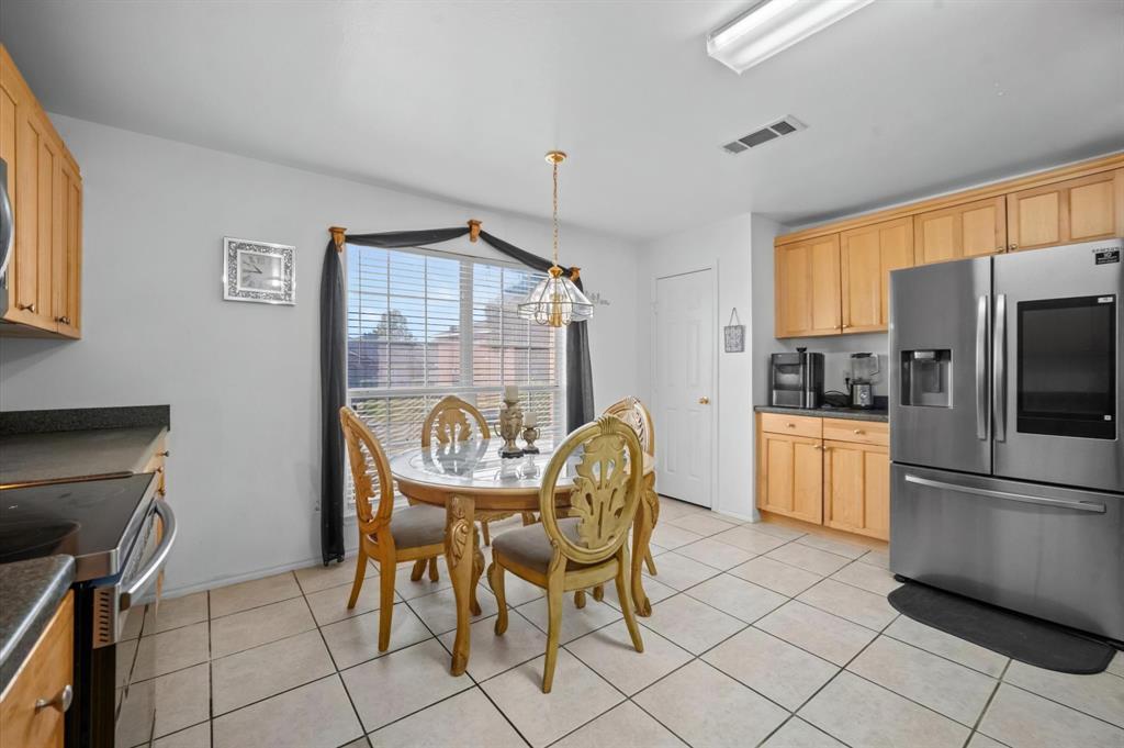 717 Eldorado Drive, DeSoto, TX 75115