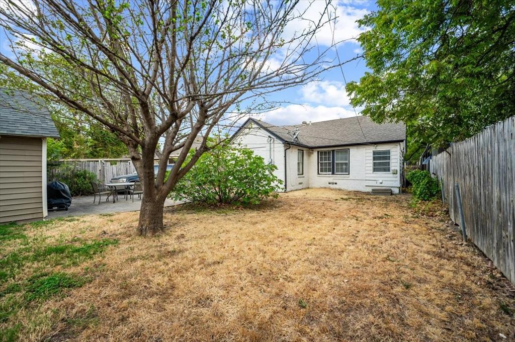 2614 Roanoke Avenue, Dallas, TX 75235
