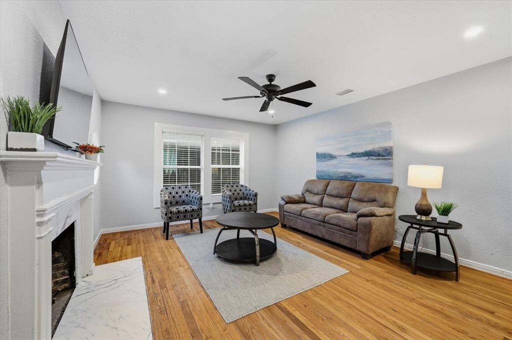 2614 Roanoke Avenue, Dallas, TX 75235