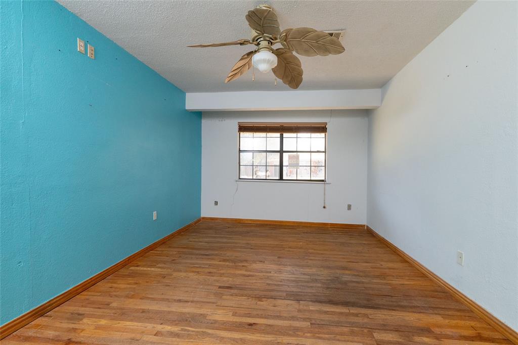 3264 Hillglenn Road, Dallas, TX 75228 3264 Hillglenn Road, Dallas, TX 75228