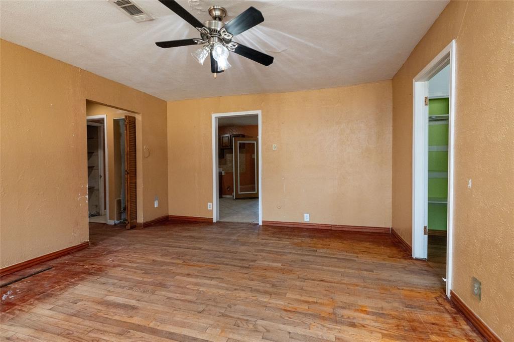 3264 Hillglenn Road, Dallas, TX 75228 3264 Hillglenn Road, Dallas, TX 75228