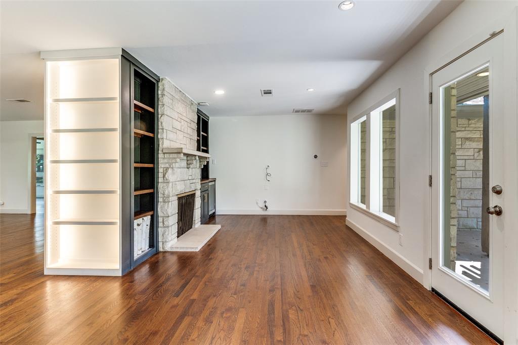 519 Northlake Drive, Dallas, TX 75218