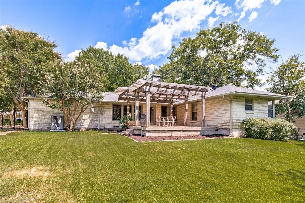 519 Northlake Drive, Dallas, TX 75218