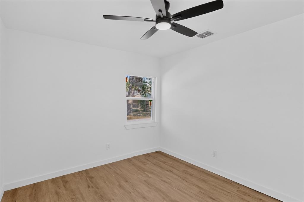 3241 Santiago Drive, Mesquite, TX 75150