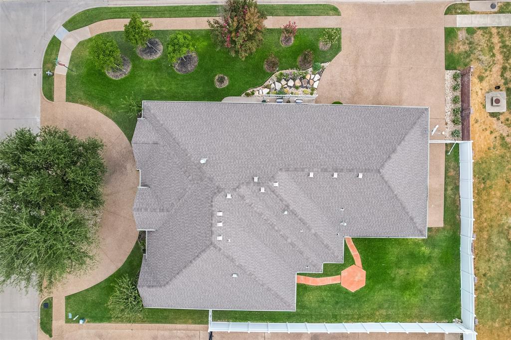 818 Amherst Drive, Waxahachie, TX 75165