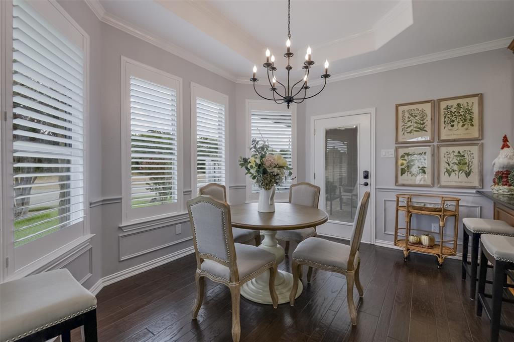 818 Amherst Drive, Waxahachie, TX 75165