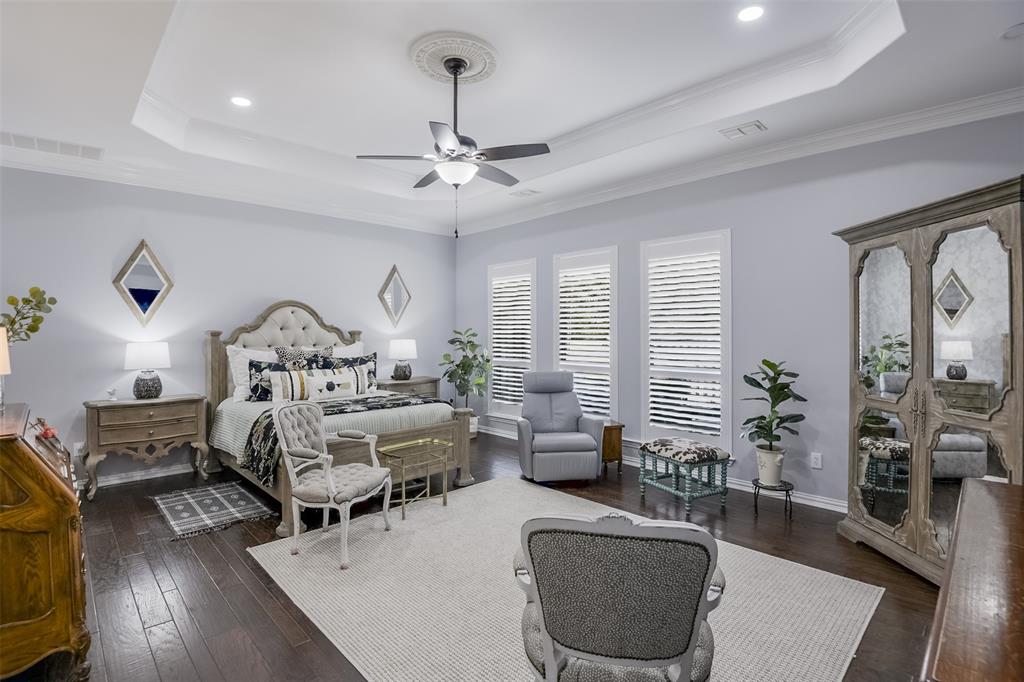 818 Amherst Drive, Waxahachie, TX 75165