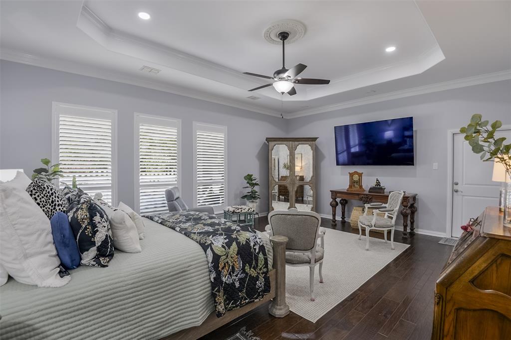 818 Amherst Drive, Waxahachie, TX 75165