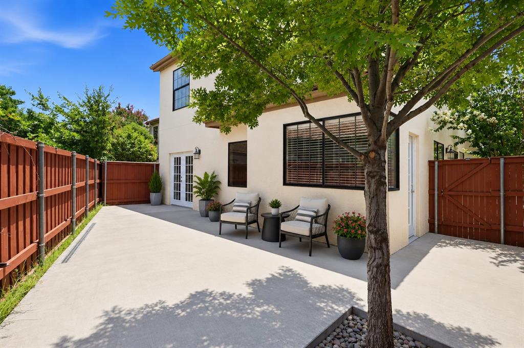 608 Fiesta Circle, Irving, TX 75063