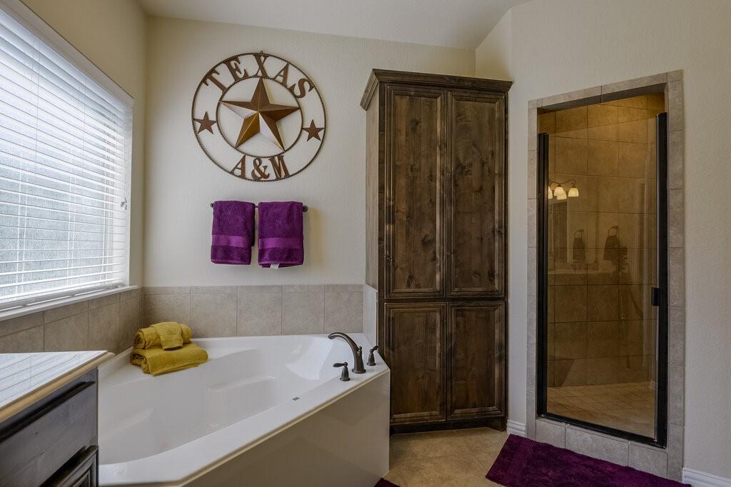 115 Traveller Street, Waxahachie, TX 75165