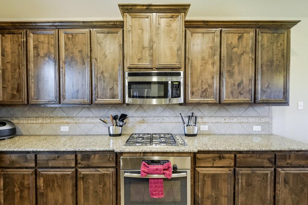 115 Traveller Street, Waxahachie, TX 75165