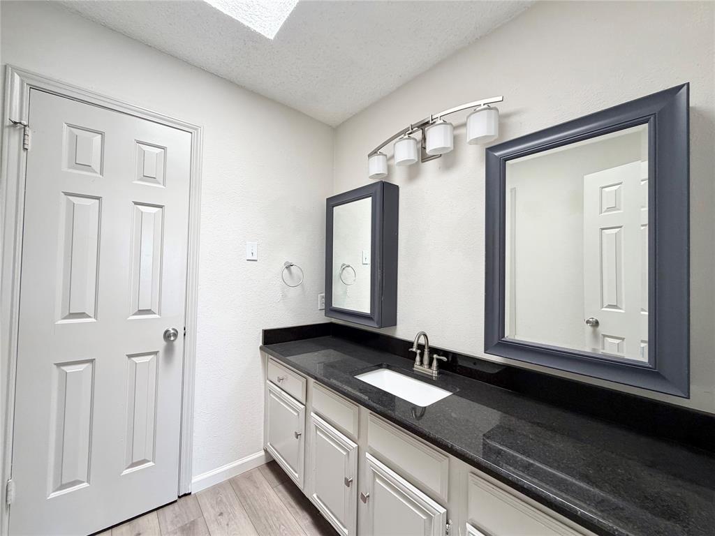 3635 Garden Brook Drive, #2400, Farmers Branch, TX 75234