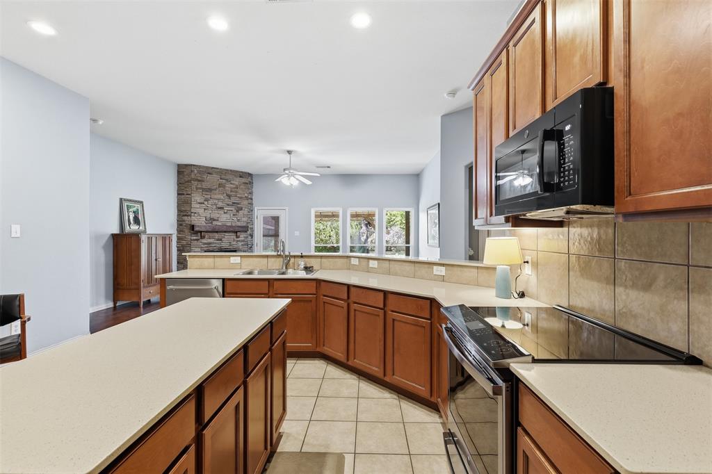 713 Saddle Ridge Trail, Weatherford, TX 76087