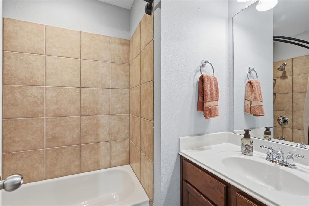 713 Saddle Ridge Trail, Weatherford, TX 76087