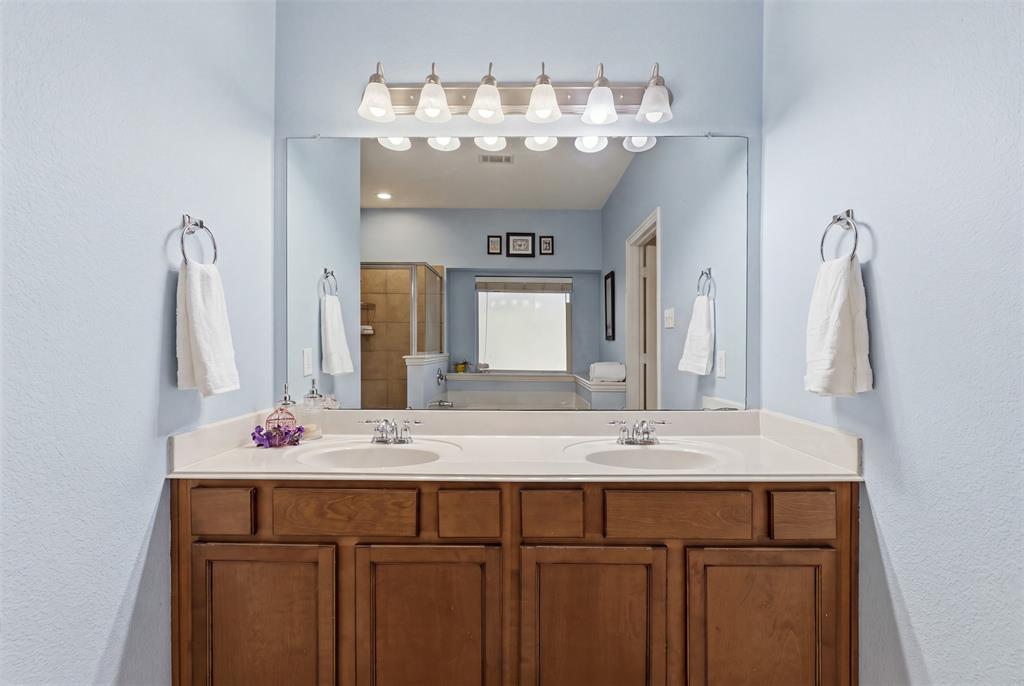 713 Saddle Ridge Trail, Weatherford, TX 76087