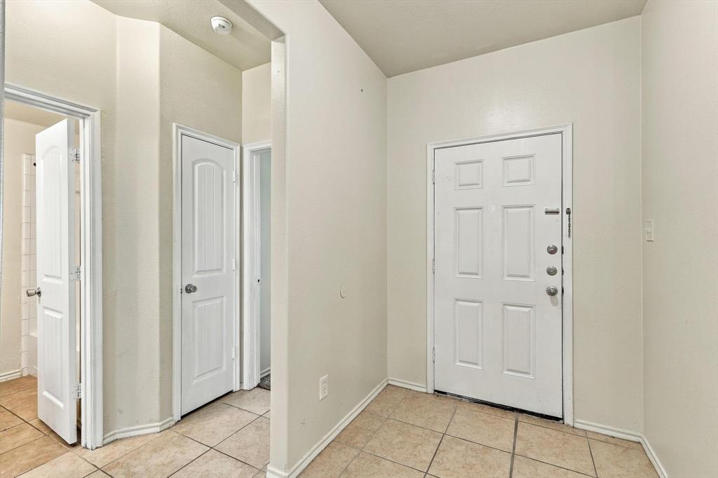 2515 Wynngate Drive, Seagoville, TX 75159