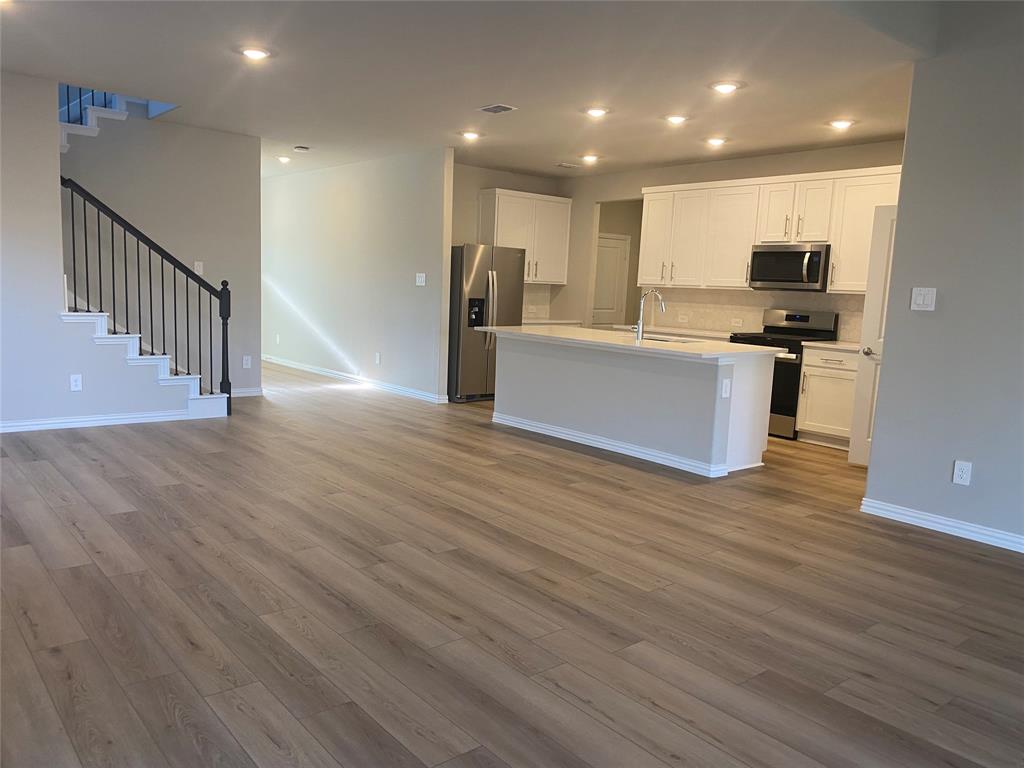 2129 Mustang Way, Seagoville, TX 75159