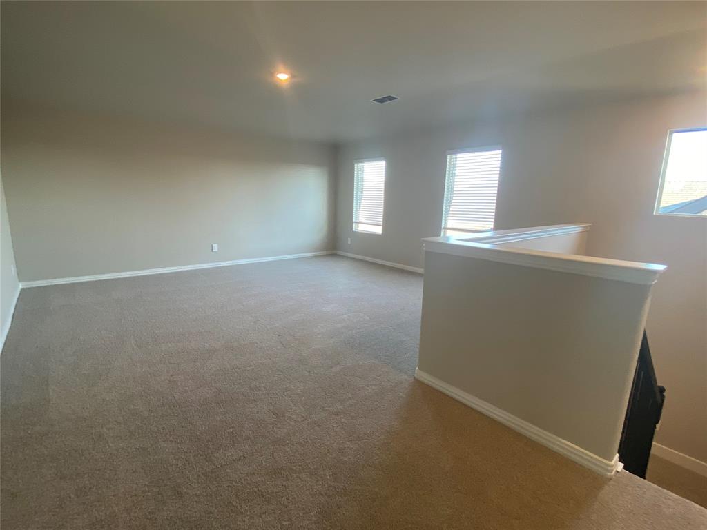 2129 Mustang Way, Seagoville, TX 75159