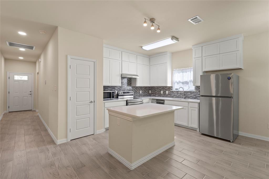 2959 Simpson Stuart Road, Dallas, TX 75241