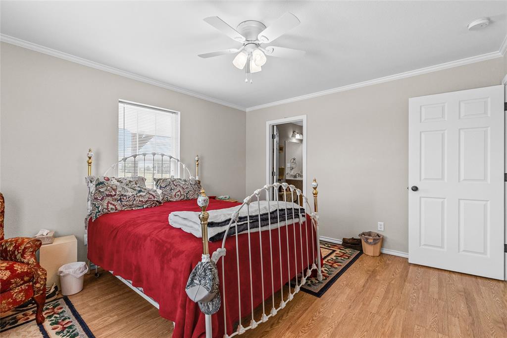 7959 County Road 4823, Wolfe City, TX 75496