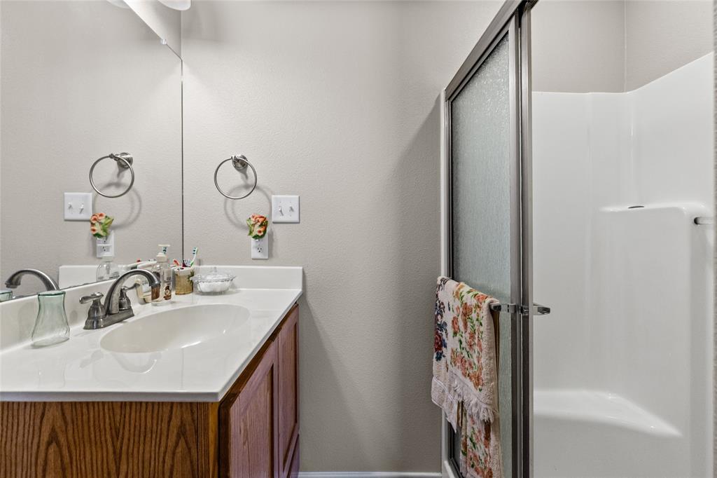 7959 County Road 4823, Wolfe City, TX 75496