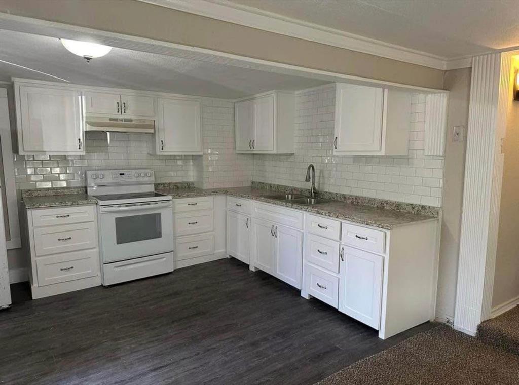 Downstairs back unit