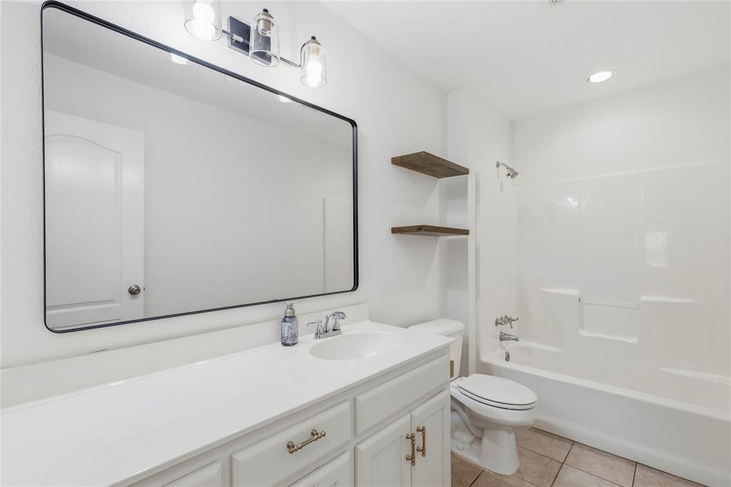 3595 County Road 1037, Greenville, TX 75401