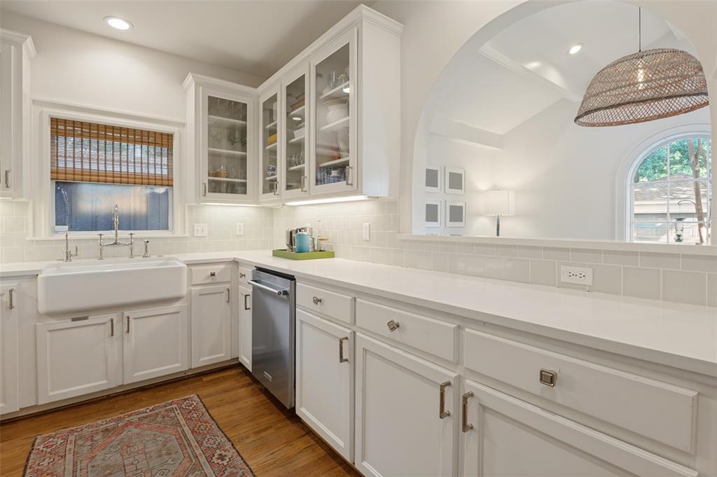 6015 Velasco Avenue, Dallas, TX 75206