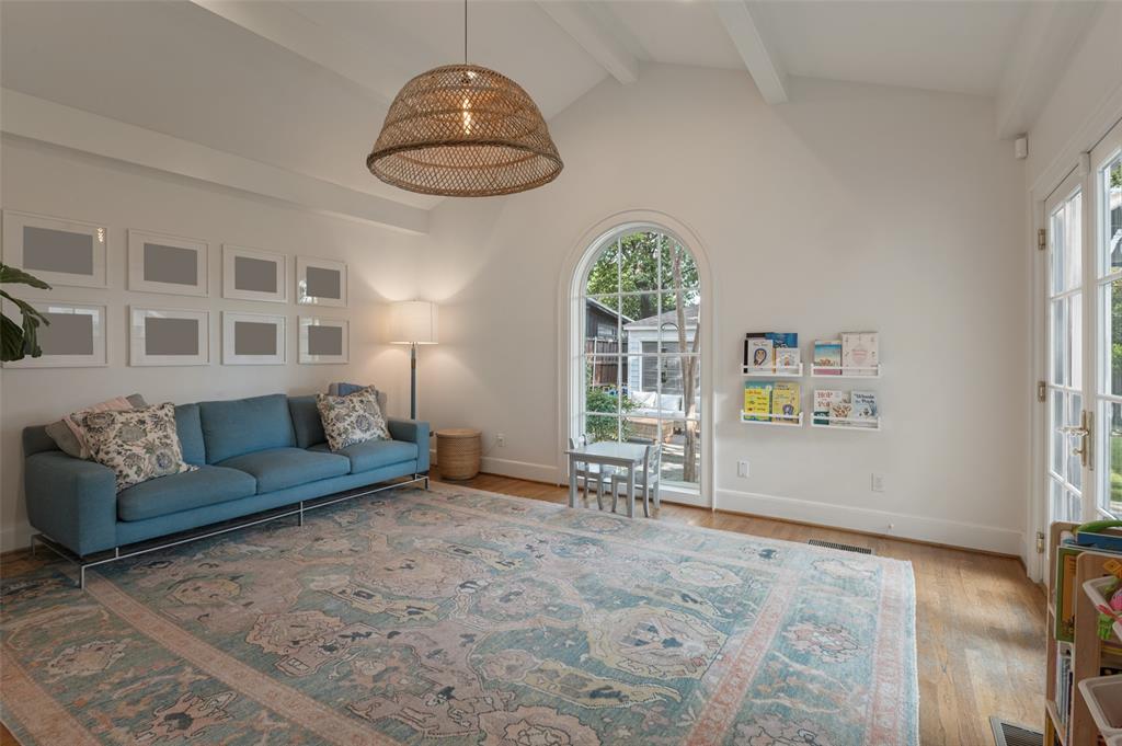 6015 Velasco Avenue, Dallas, TX 75206