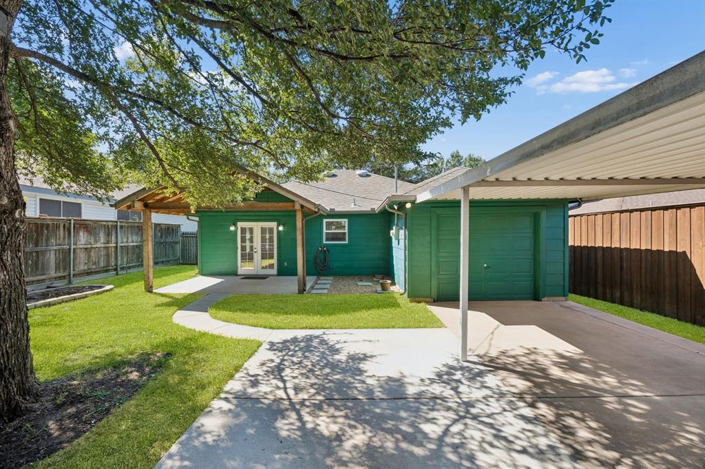 947 E Oakdale Road, Irving, TX 75060
