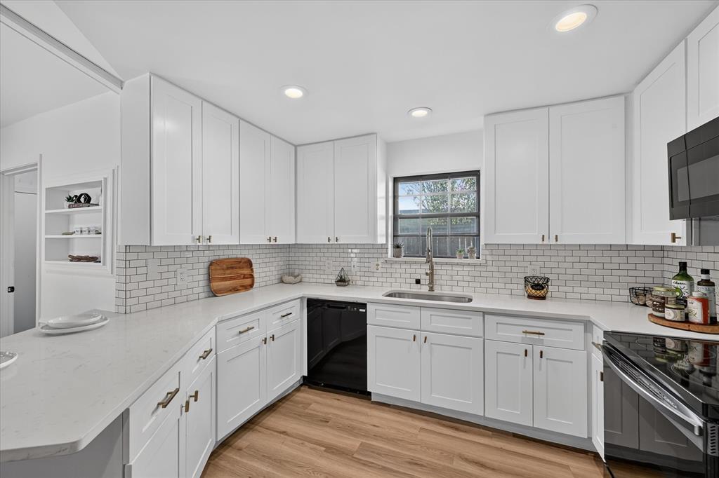 1712 Copper Creek Drive, Plano, TX 75075